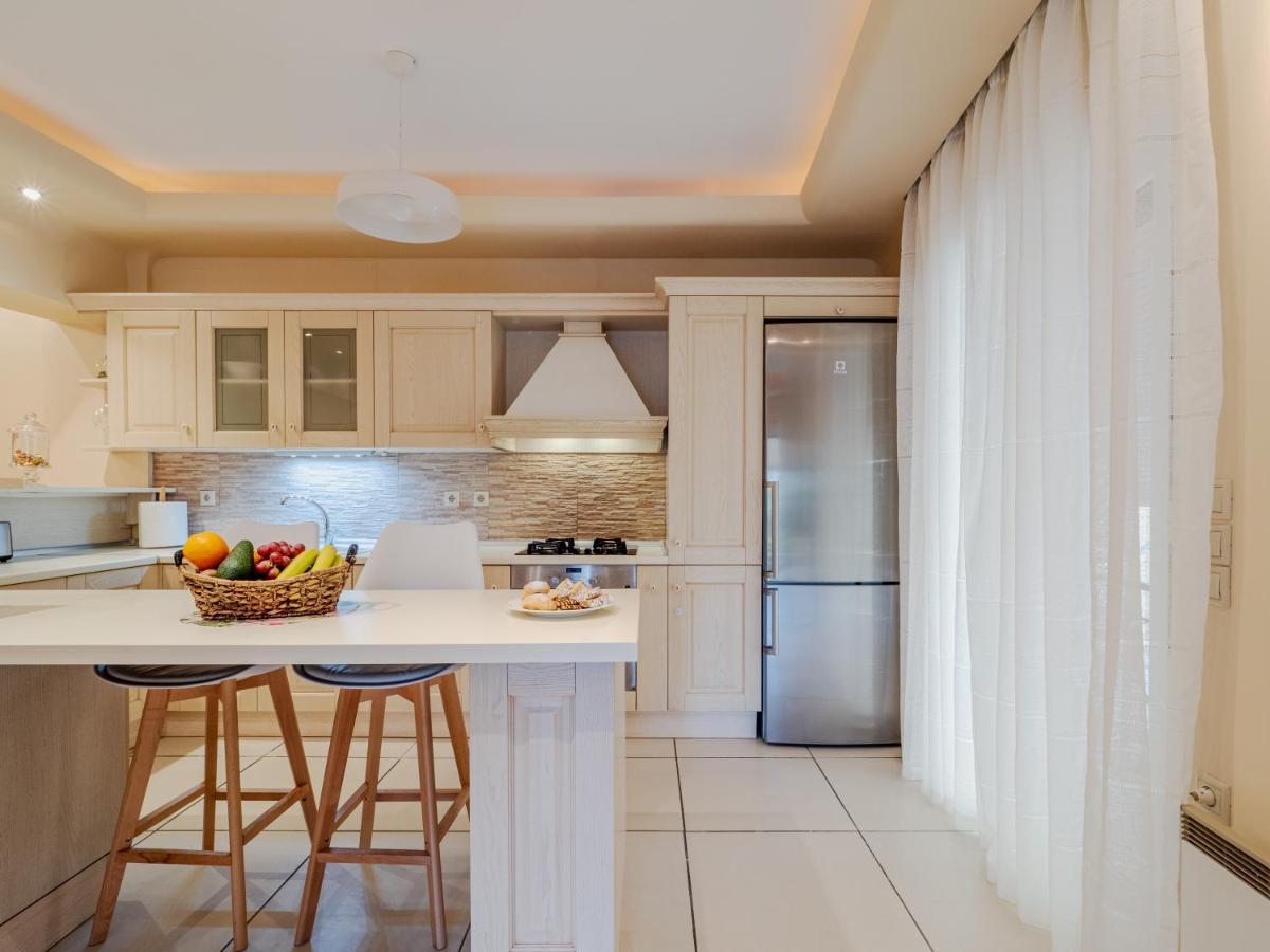 Aura Elegant Apartment Near Garitsa Bay Ανάληψη Εξωτερικό φωτογραφία