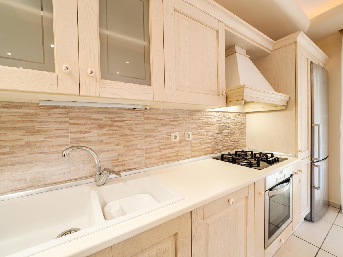 Aura Elegant Apartment Near Garitsa Bay Ανάληψη Εξωτερικό φωτογραφία